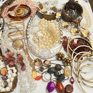 Vintage Jewelry Lot #18